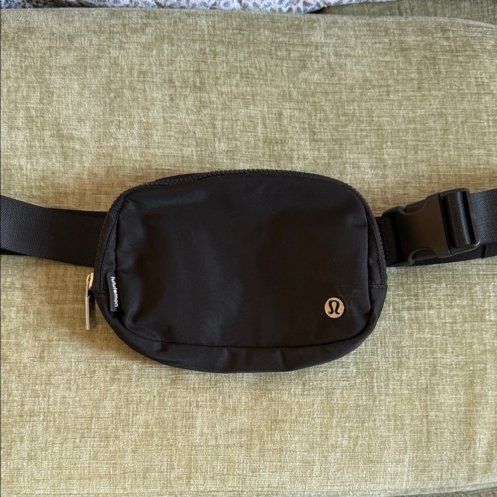 lululemon athletica Black Belt Bag Waist Pack